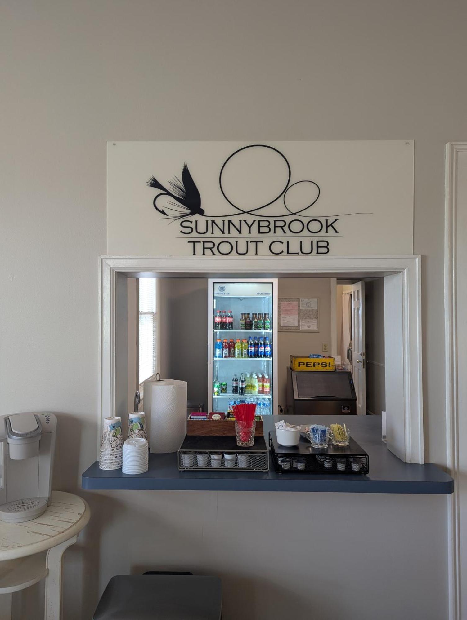 Farrell House Lodge At Sunnybrook Trout Club Sandusky Eksteriør bilde